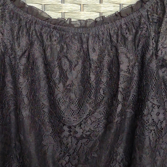 White House Black Market Flutter Sleeve Blouse Size XS - Picture 2 of 10